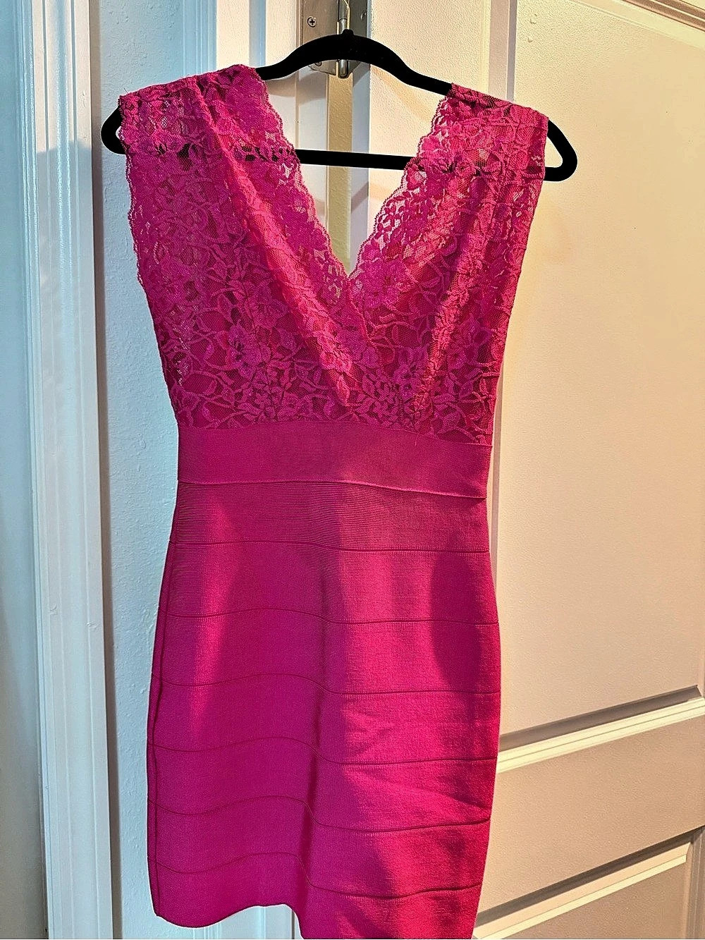 bebe Pink Lace Mini Dress Size Medium Like New